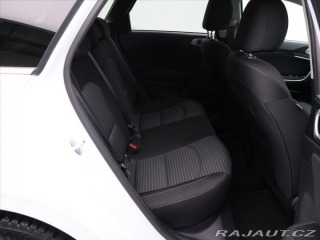 Kia Ceed 1,5 T-GDI 117kW TOP DPH C 2022