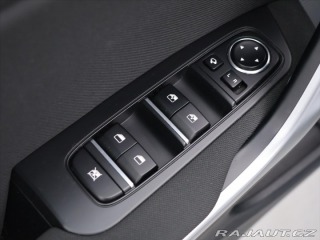 Kia Ceed 1,5 T-GDI 117kW TOP DPH C 2022