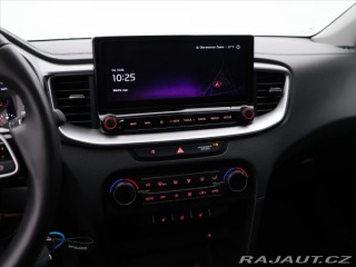 Kia Ceed 1,5 T-GDI 117kW TOP DPH C 2022