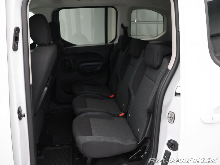 Peugeot Rifter 1,5 HDi 130k Allure tažné 2022