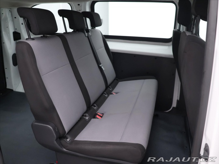 Peugeot Traveller 2.0 BlueHDI 110kW 5-Míst 2020