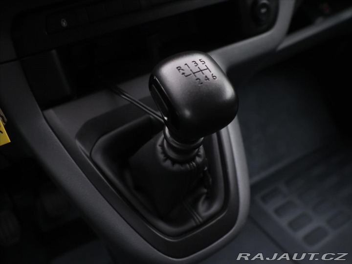 Peugeot Traveller 2.0 BlueHDI 110kW 5-Míst 2020