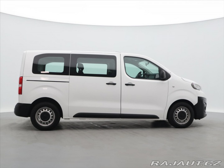 Peugeot Traveller 2.0 BlueHDI 110kW 5-Míst 2020