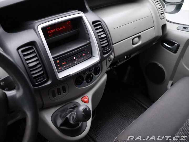 Opel Vivaro 2,0 CDTi CZ Klima Tažné 2 2010