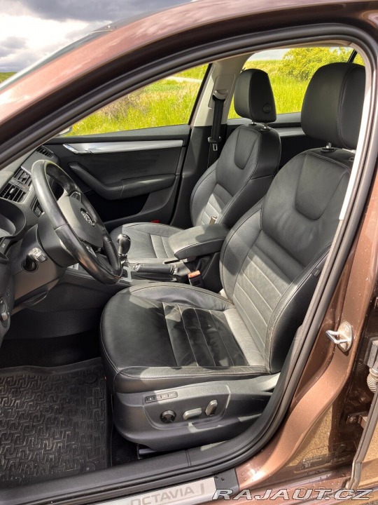 Škoda Octavia 1,6 TDi, 7st DSG 2013