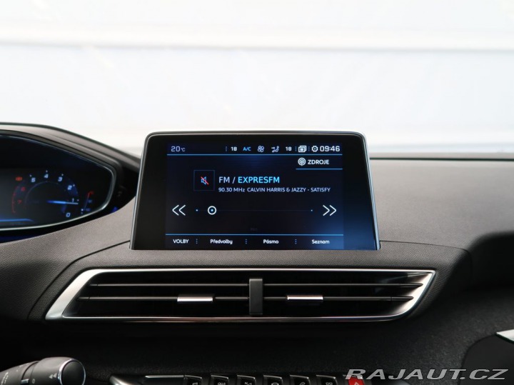 Peugeot 3008 1.2PureTech,96kW,CROSSWAY 2017