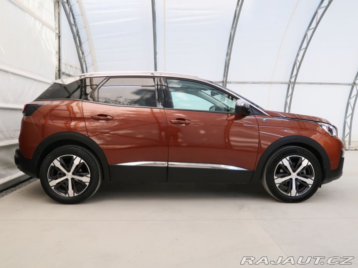 Peugeot 3008 1.2PureTech,96kW,CROSSWAY 2017