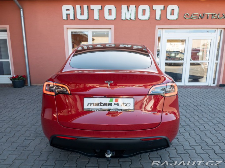 Tesla Model Y Long Range Dual Motor 378 2023