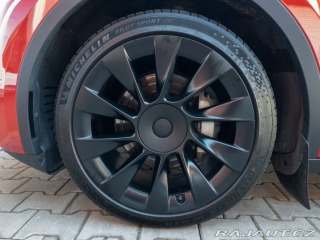 Tesla Model Y Long Range Dual Motor 378 2023