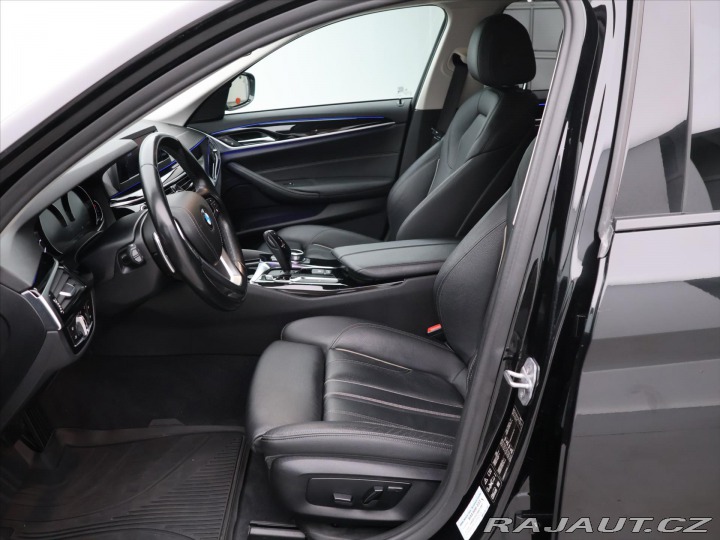 BMW 5 3,0 530d xDrive 195kW CZ 2019