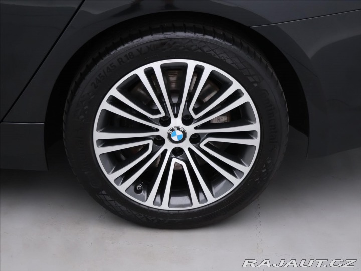 BMW 5 3,0 530d xDrive 195kW CZ 2019