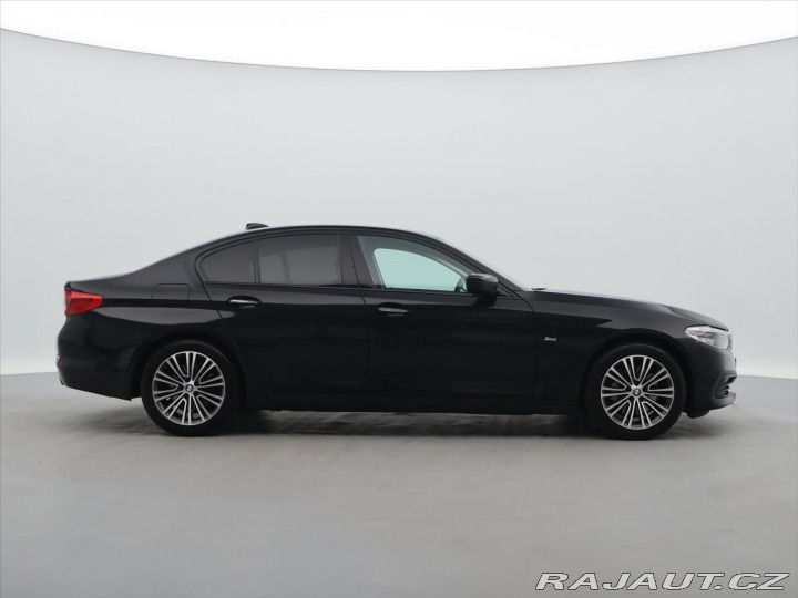 BMW 5 3,0 530d xDrive 195kW CZ 2019