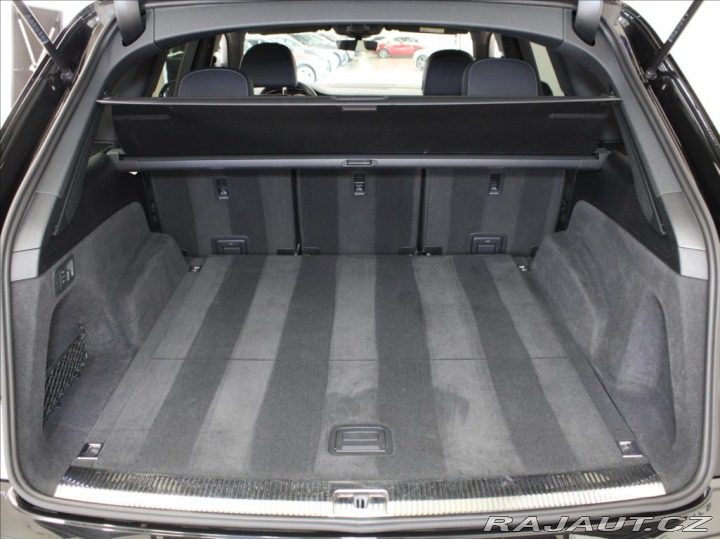 Audi Q7 3,0 50TDi S-Line 94tkm. 1 2022