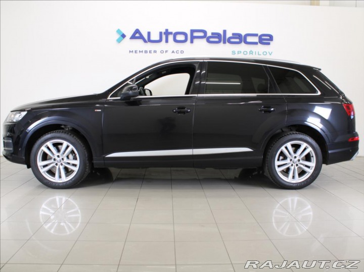 Audi Q7 3,0 TDi 200kW S-line 7-mí 2018