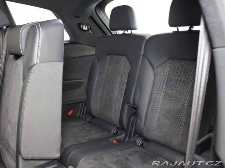 Audi Q7 3,0 TDi 200kW S-line 7-mí 2018