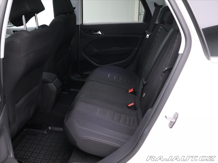 Peugeot 308 1,2 PT 96kW Allure LED Pa 2014