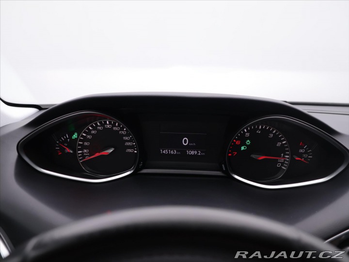 Peugeot 308 1,2 PT 96kW Allure LED Pa 2014