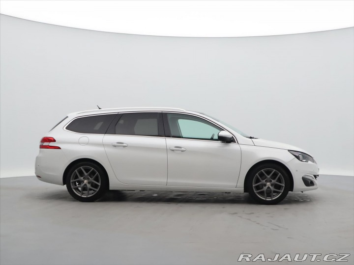 Peugeot 308 1,2 PT 96kW Allure LED Pa 2014