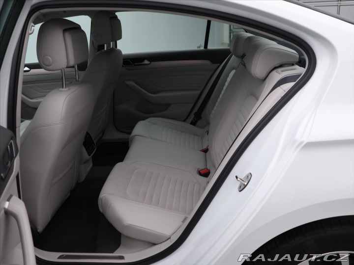 Volkswagen Passat 2.0 TDI 147kW DSG CZ Eleg 2021