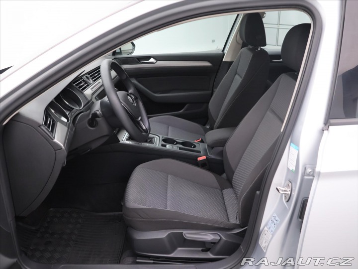 Volkswagen Passat 2,0 TDI 110kW Highline LE 2015