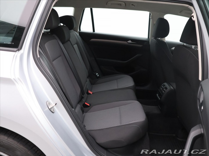 Volkswagen Passat 2,0 TDI 110kW Highline LE 2015