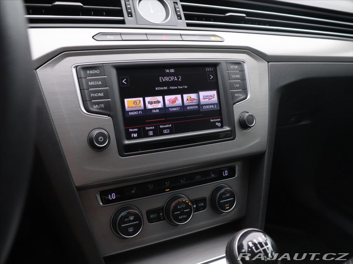 Volkswagen Passat 2,0 TDI 110kW Highline LE 2015