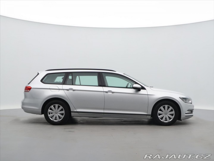 Volkswagen Passat 2,0 TDI 110kW Highline LE 2015