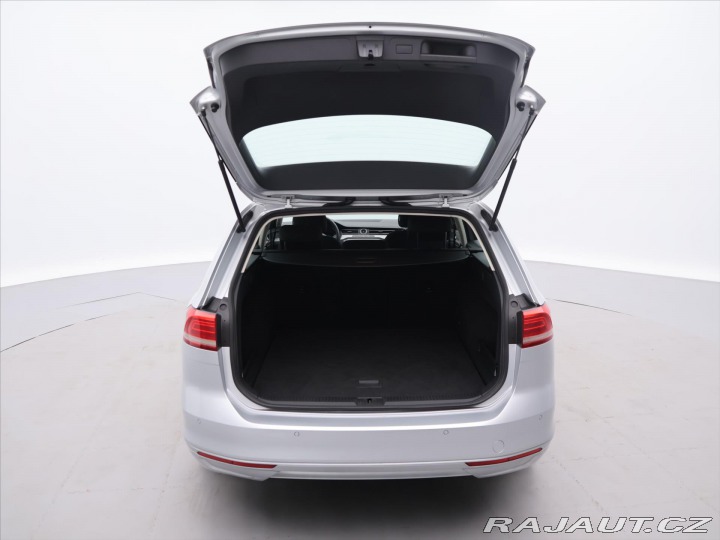 Volkswagen Passat 2,0 TDI 110kW Highline LE 2015