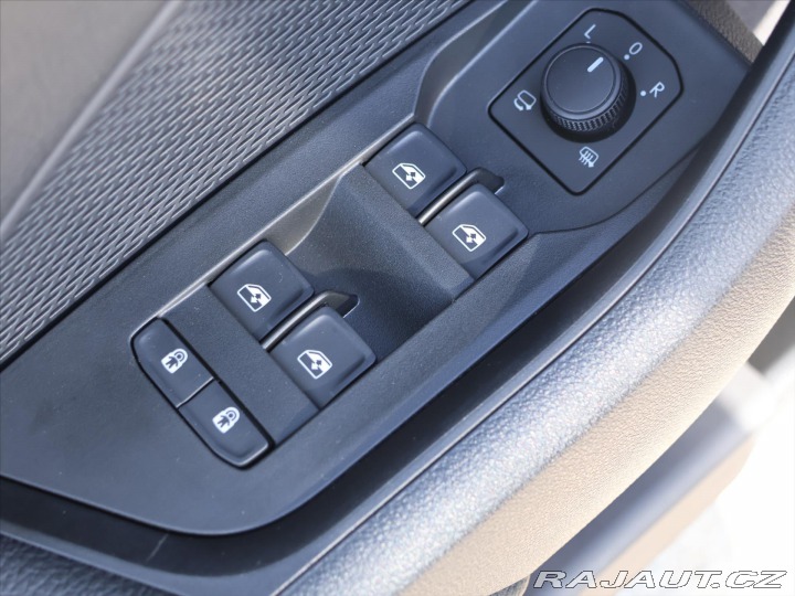 Škoda Octavia 2,0 TSI 195kW DSG RS DPH 2025