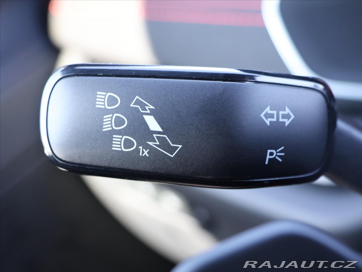 Škoda Octavia 2,0 TSI 195kW DSG RS DPH 2025