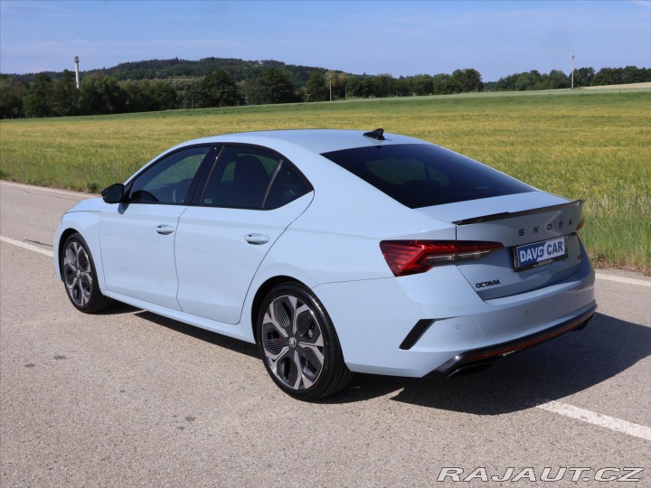 Škoda Octavia 2,0 TSI 195kW DSG RS DPH 2025