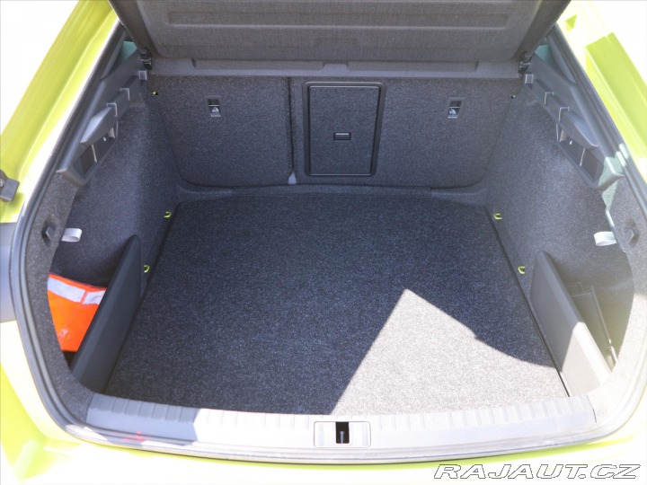 Škoda Octavia 2,0 TSI DSG RS DPH 1.maj 2026
