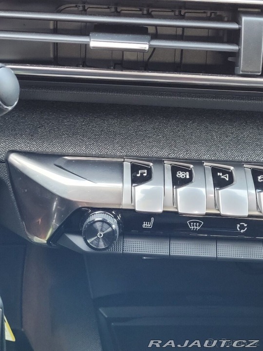 Peugeot 3008  2019