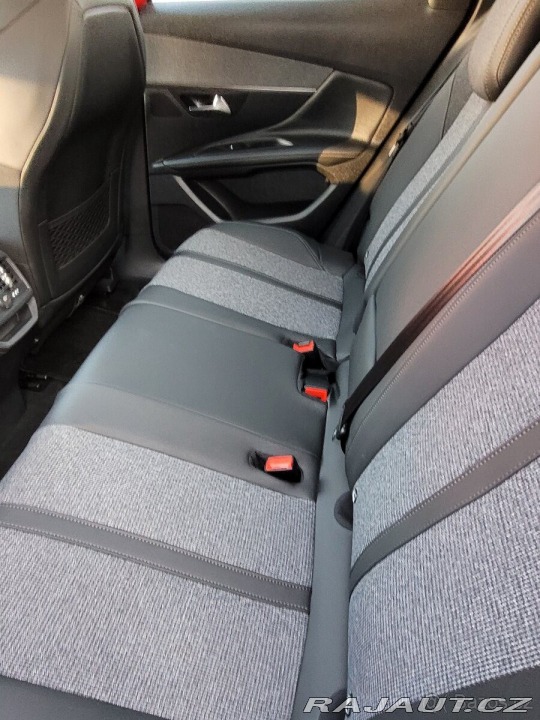 Peugeot 3008  2019