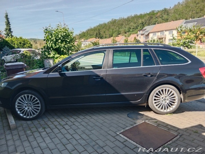 Škoda Superb 2,0 TDI 103 kw 2013