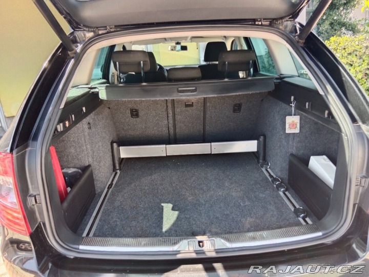 Škoda Superb 2,0 TDI 103 kw 2013