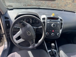 Kia Ceed 2011