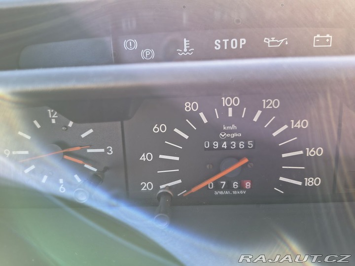 Peugeot 205 1988