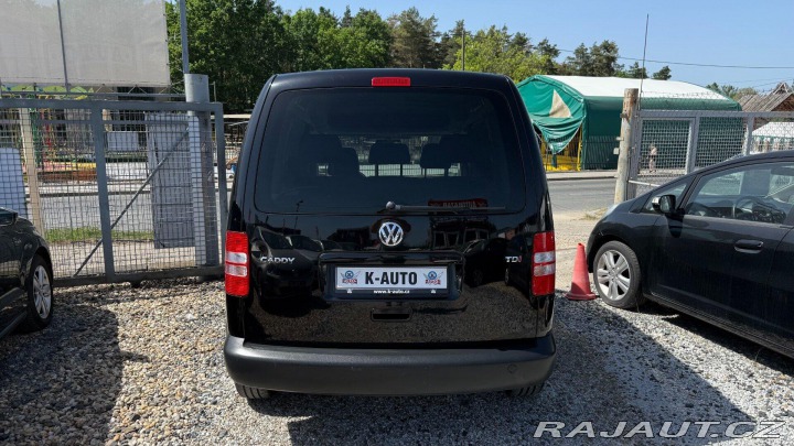 Volkswagen Caddy 1.6TDi 75kW *DSG*Klima* 2012