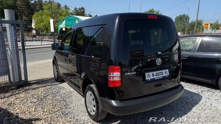 Volkswagen Caddy 1.6TDi 75kW *DSG*Klima* 2012