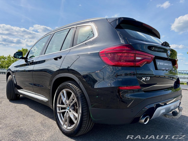 BMW X3 20d PANO HeadUp Tažné 59. 2021