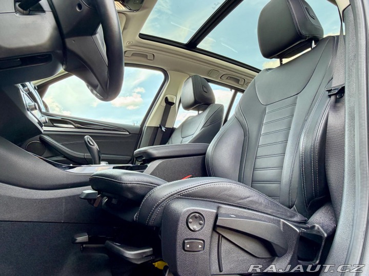 BMW X3 20d PANO HeadUp Tažné 59. 2021