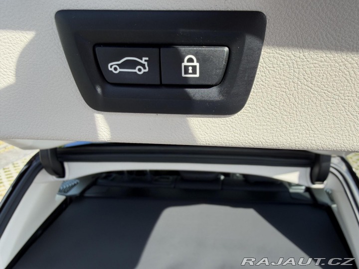 BMW X3 20d PANO HeadUp Tažné Kam 2021