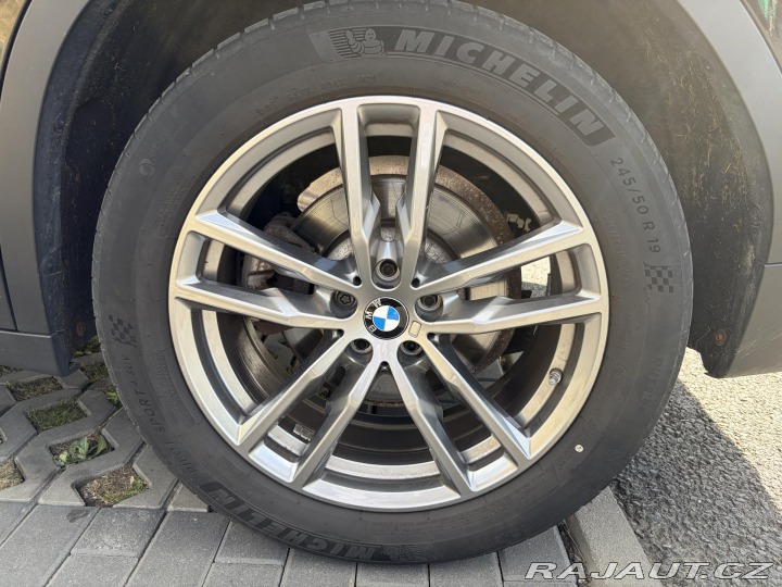 BMW X3 20d PANO HeadUp Tažné Kam 2021
