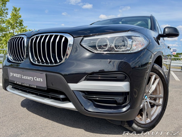 BMW X3 20d PANO HeadUp Tažné 59. 2021