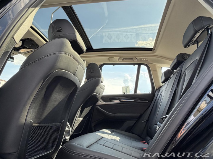 BMW X3 20d PANO HeadUp Tažné Kam 2021