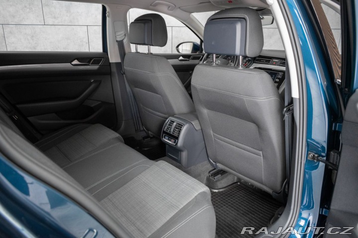 Volkswagen Passat 2.0 TDI *REZERVACE* 2021