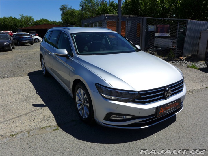 Volkswagen Passat 2,0 TDI FULL LED NAVI APP 2021