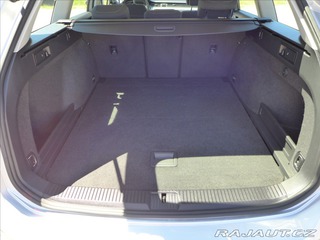 Volkswagen Passat 2,0 TDI FULL LED NAVI APP 2021