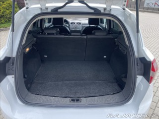Ford Kuga 2,0 TDCi 100kw Klimatroni 2009